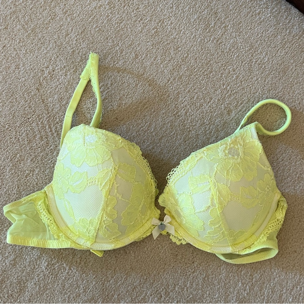 Victoria’s Secret Bra
